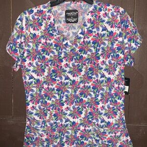 Medí chic- woman’s top scrub